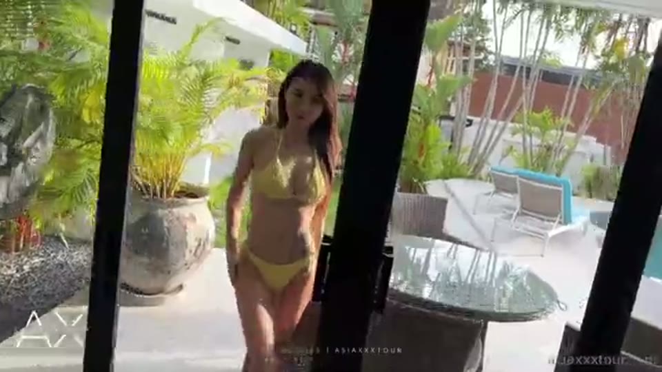 ภาพตัวอย่าง แทมมี่เทย์สาวสิงคโปร์หุ่นขาวเนียนเล่นเอวีขึ้นขย่มแตกในเต็มหี
